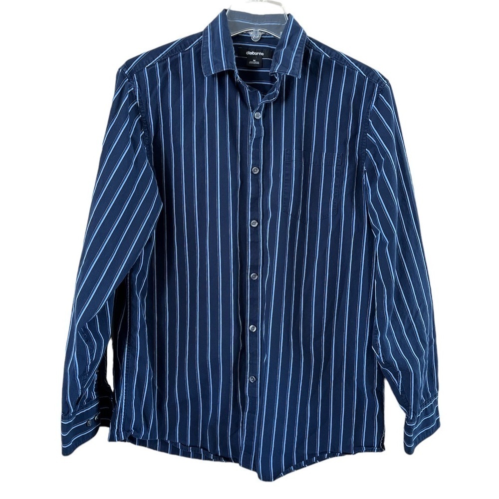 Liz Claiborne Men’s Button-down Shirt  fFront Pocket Long Sleeves size M